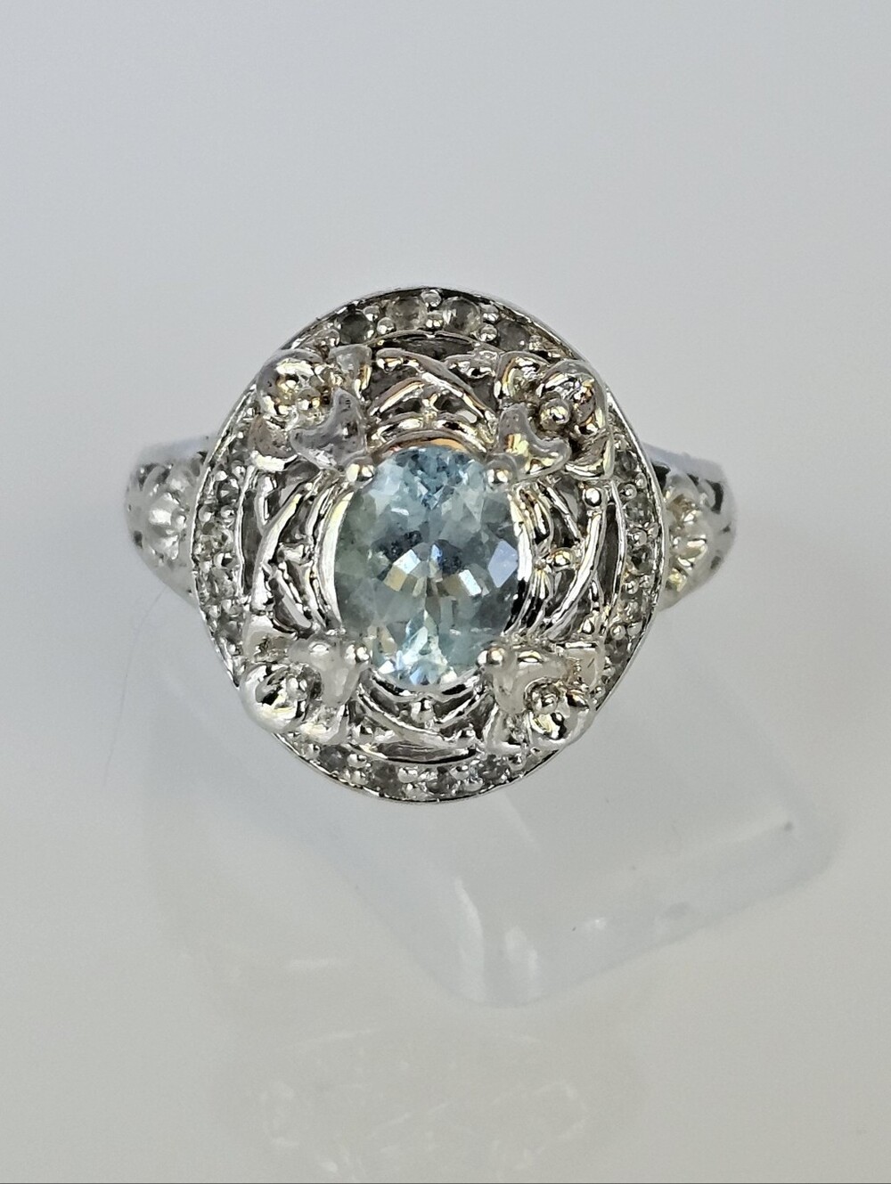 Retired Victoria Wieck Aquamarine & White Topaz Ring Sterling Silver Size 9!